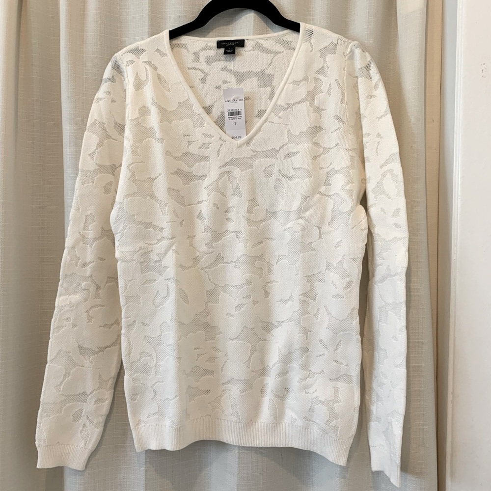 NWT Ann Taylor Factory ivory lace v-neck sweater, size small